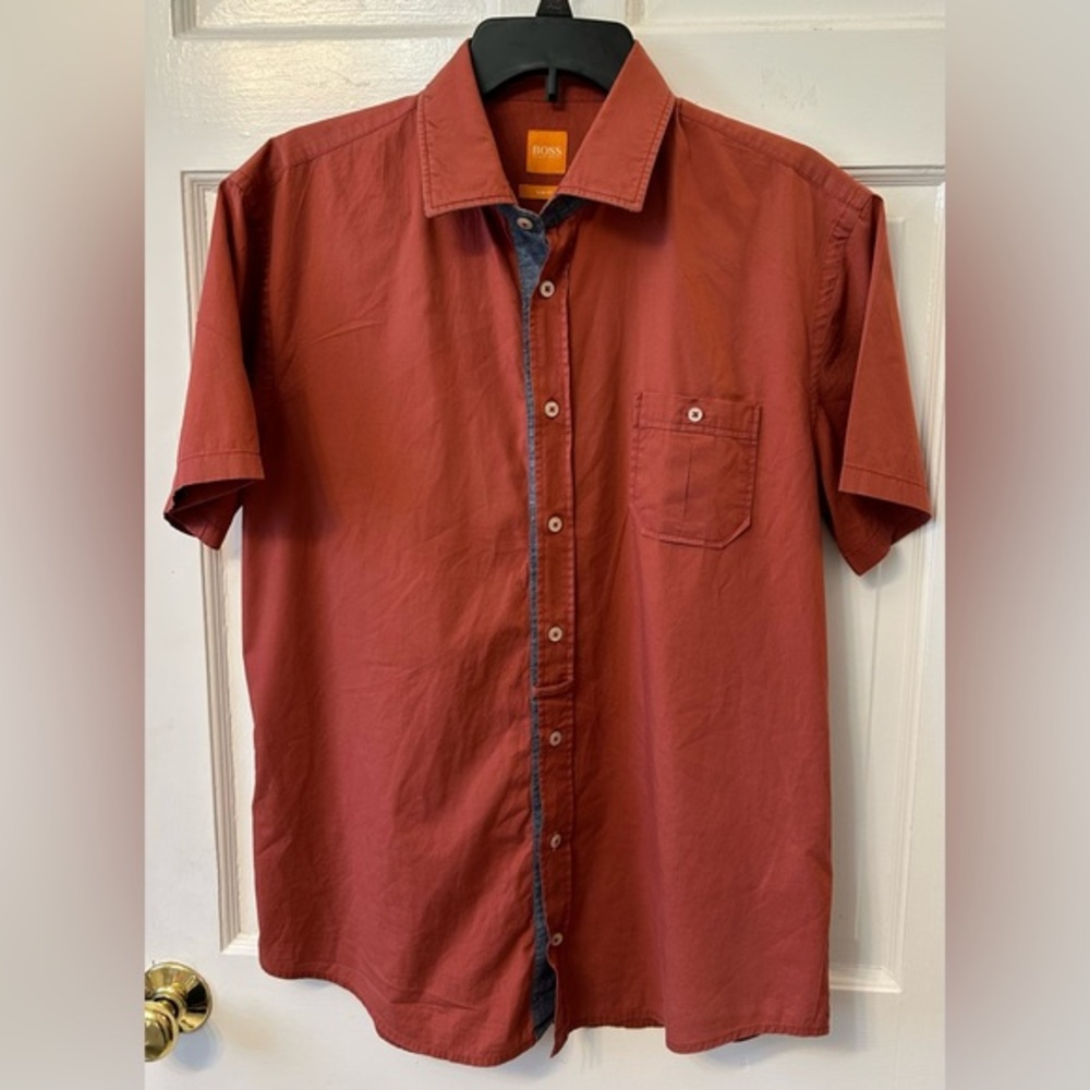 HUGO BOSS Men's Red Short Sleeve Button-down Shirt Sz L Chambray Accents